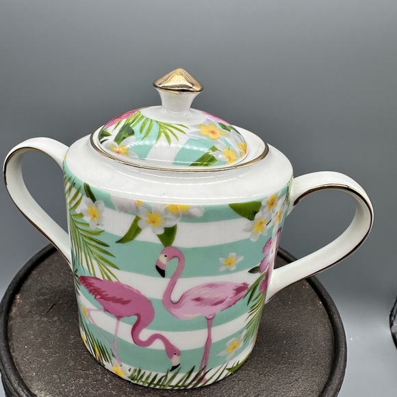 Grace Fine Porcelain Pink Flamigo gold rimmed creamer - Picture 1 of 11